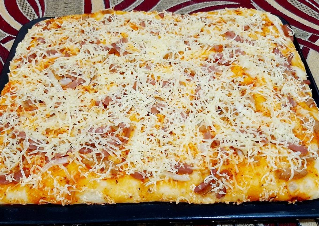 Pizza Sosis keju empuk yummy