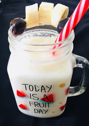 A picture of Banana milk shake.