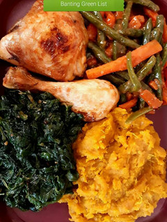 A picture of Sweet and sour salad with fried spinach.