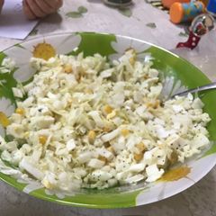 Salad with corn A picture of Salad with corn.