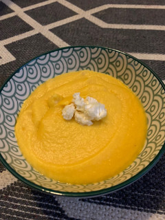 Una foto de Crema de coliflor y boniato en Thermomix