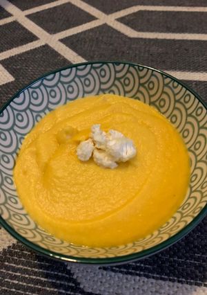 Una foto de Crema de coliflor y boniato en Thermomix