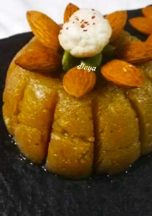 A picture of Badam Pholmakhani halwa.