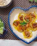 Bánh khọt tôm phiên bản mì lá