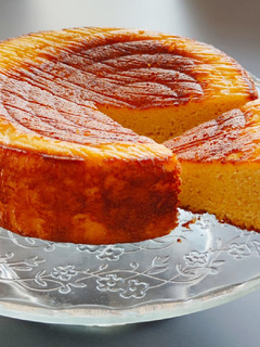 Foto principal de Bizcocho de naranja y almendras (sin gluten y sin lactosa)