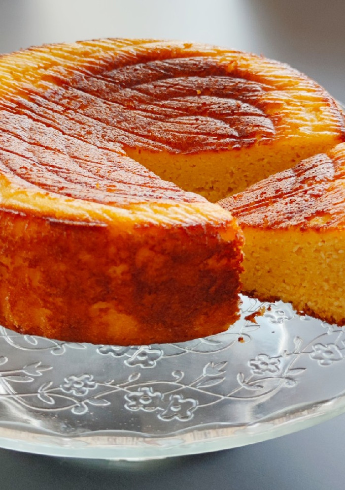 Una foto de Bizcocho de naranja y almendras (sin gluten y sin lactosa)
