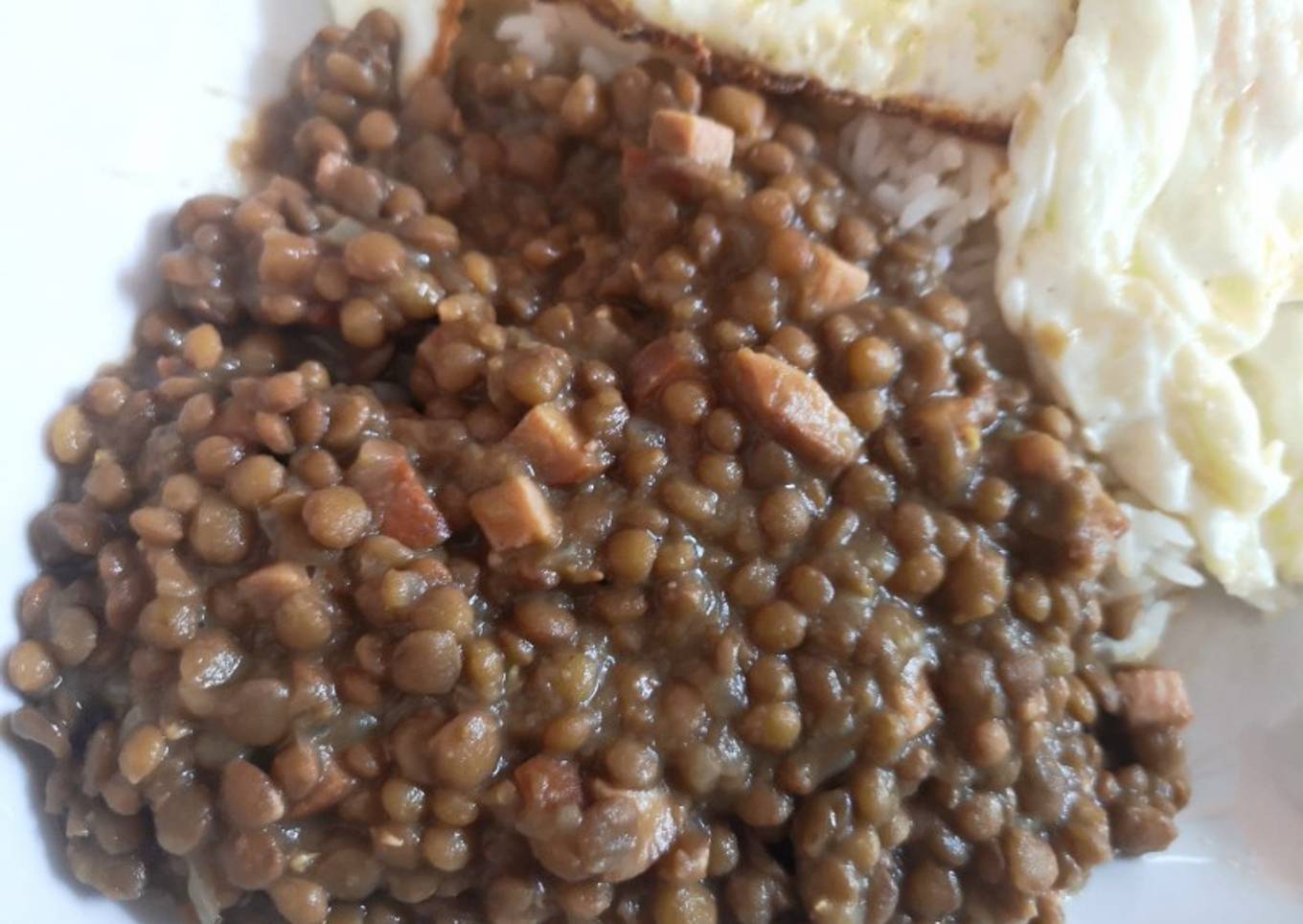 Nutritivas lentejas con tocino