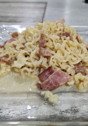 Una foto de Maruchan a la carbonara