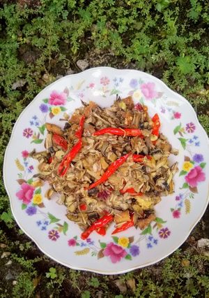 Foto resep Tumis Pedas Jantung Pisang Ikan Asin