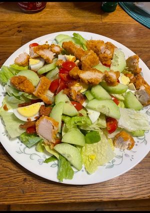 A picture of Cobb salad.