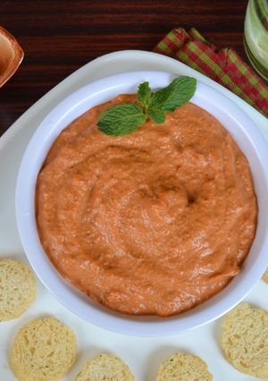 A picture of Roasted Red Bell Pepper Dip.