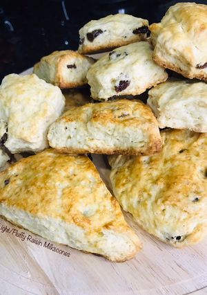 A picture of Light Fluffy Raisin Milk scones.