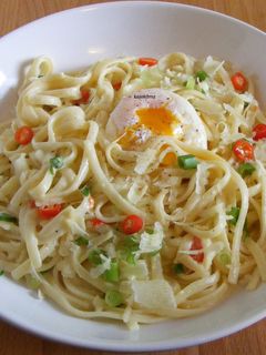 Chilis fokhagymás linguine recept fotója