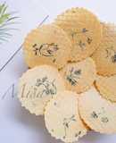 Bánh quế kẹp ngò