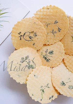 Hình của món Bánh quế kẹp ngò.