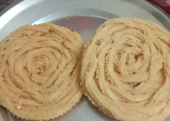 Mullu Murukku (Dal chakli)