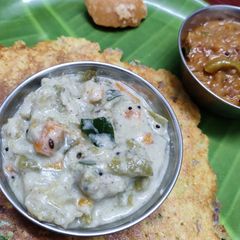 A picture of Adai & Aviyal.