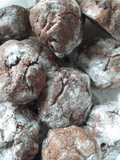 Biscotti al cacao e gocce di cioccolato