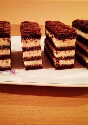 O poză a rețetei Prăjitură cu cremă caramel.