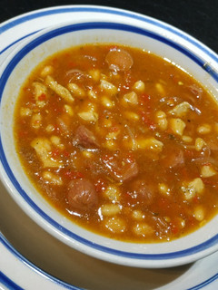 A picture of Baked beans sauce.