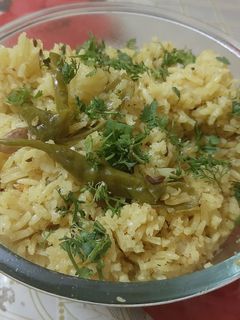 कोबी भात (kobi bhaat recipe in marathi) रेसिपी चे मुख्य फोटो 