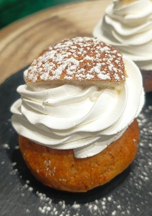 A picture of Gluten-Free Semla.