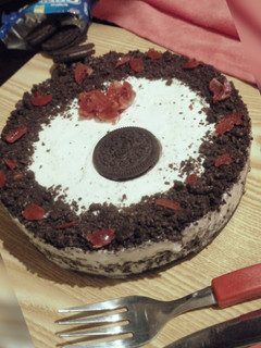 A picture of Oreo Icecream Cake.