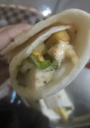 A picture of Pita bread Shawrma bread Quboos.