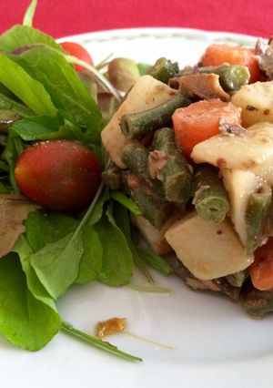 Una foto de Ensalada con sardinas