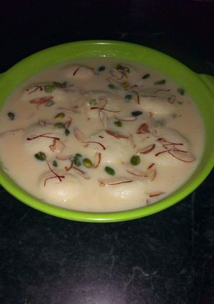 A picture of Rasmalai.