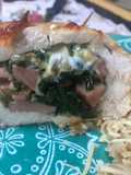 Pechuga rellena con espinaca y queso