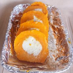 A picture of Mango kulfi.