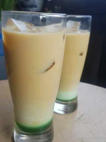 Cara Mudah Menyiapkan Resep Es Kopi Pandan yang  Bikin Ketagihan Anti Ribet, Bikin Ngiler