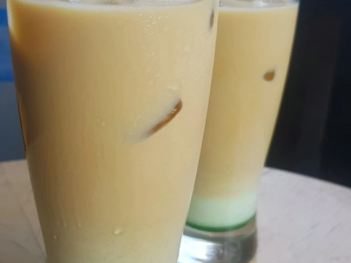 Cara Mudah Menyiapkan Resep Es Kopi Pandan yang  Bikin Ketagihan Anti Ribet, Bikin Ngiler