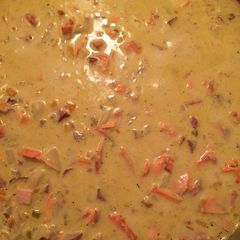 A picture of Smoked Salmon Chowder.