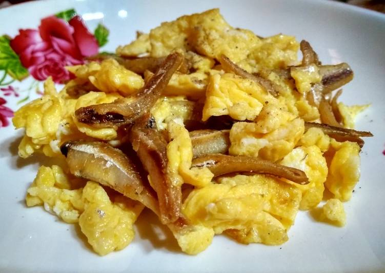 Resep Scrambled eggs with Salted Fish, Lezat