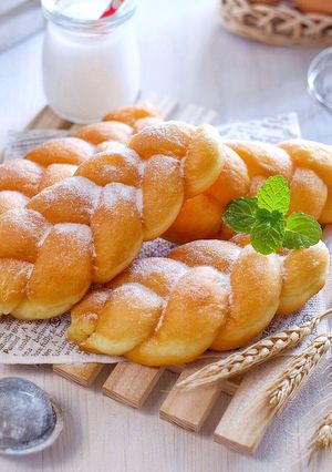 Foto resep Buttermilk Braided Doughnuts