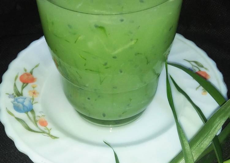 Cara Gampang Membuat Es Timun Selasih yang Bisa Manjain Lidah