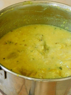 வெள்ளை பூசணி மோர் குழம்பு (vellai poosani morkulambu recipe in tamil) செய்முறை முக்கிய புகைப்படம்