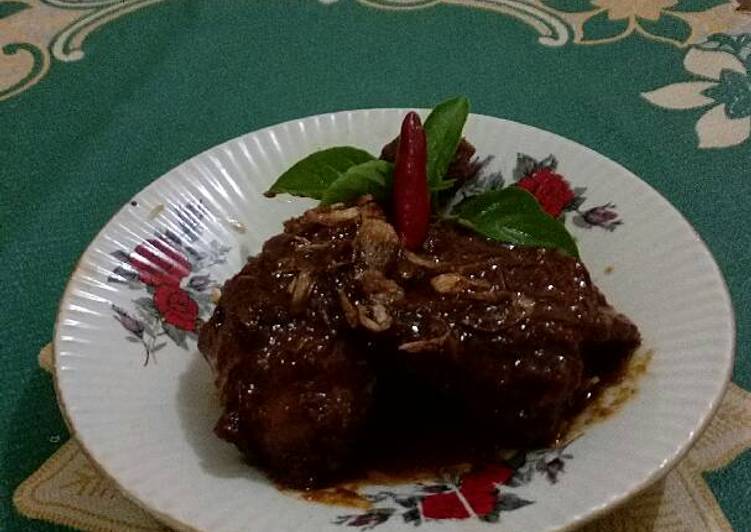 Resep Ayam masak bumbu lapis daging 🍗🍅 oleh Titin Gisa