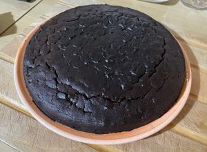 Foto di Torta vegan avocado e cioccolato 🥑🍫🏳️‍🌈☮️🇺🇦