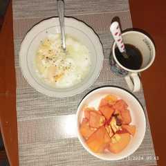 Una foto de DESAYUNO CON HUEVOS Pochados