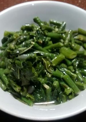 Foto resep Tumis daun singkong kacang panjang