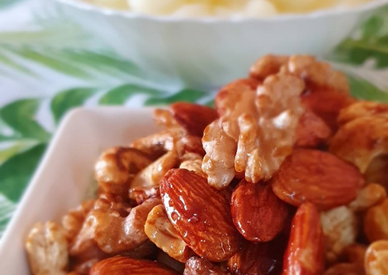 Honey roasted nuts