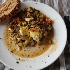 A picture of Moussaka Yasas.