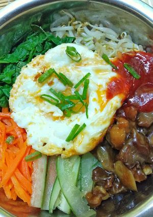 Foto resep Bibimbap / nasi campur Korea