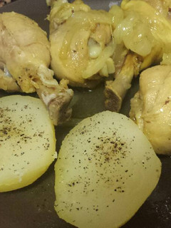 Una foto de Jamoncitos de pollo
