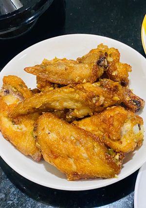 Hình của món Cánh gà chiên nước mắm.