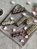 Marshmallow chocolate pops