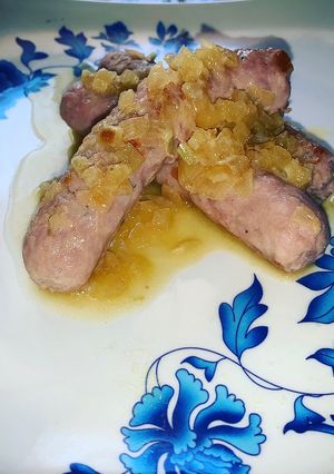 Foto principal de Riquísimas salchichas de longaniza al vino blanco